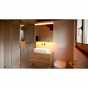 Bestes Angebot 🎉 SCHNEIDER ELECTRIC Schneider DAILY Line Ultimate LED Lichtspiegelschrank, 3 Doppelspiegeltüren, 150×74,8x13cm, 178.150.02.02, Ausführung: CH-Norm/Korpus Weiss – 178.150.01.02 🛒 9